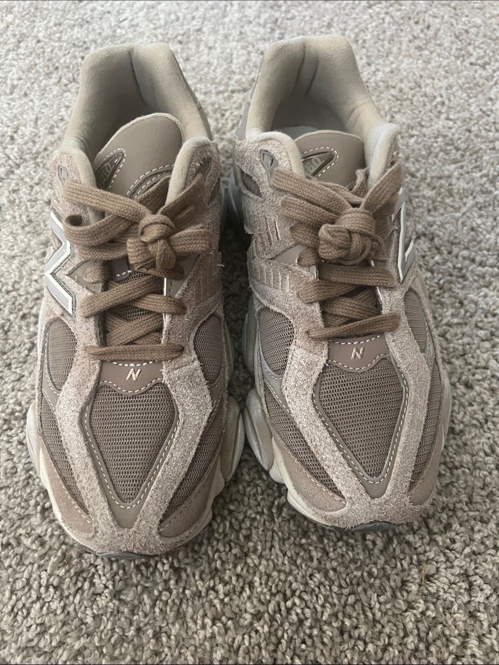 New Balance Women's Sneakers in Taupe and Beige
